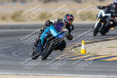 media/Mar-24-2025-Moto Forza (Mon) [[57ce5c5cff]]/3-Beginner Group/Session 2 (Turn 11)/